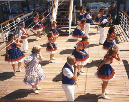 Fantasy Cruise Ship